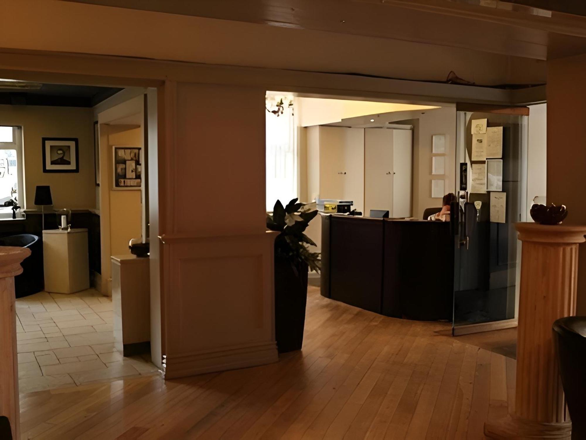 Lord Nelson Hotel Ливърпул Екстериор снимка