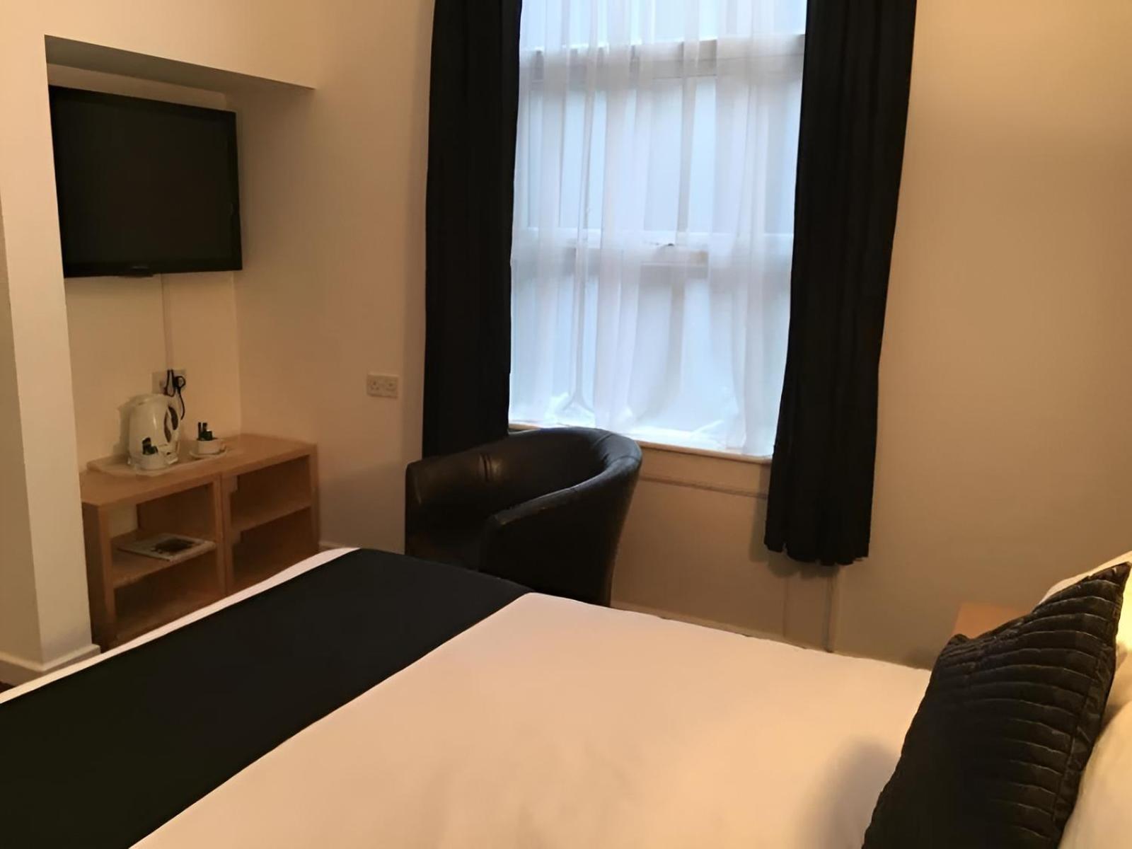 Lord Nelson Hotel Ливърпул Екстериор снимка